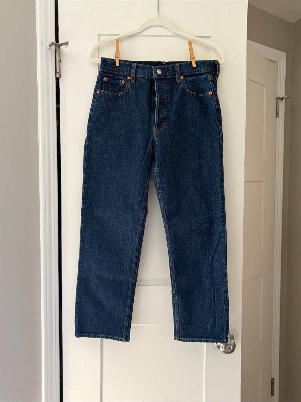 GAP Straight-Leg Jeans in Dark Blue